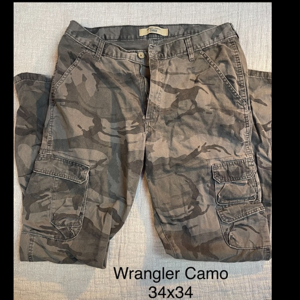 Wrangler 34x34 Camo Black pants